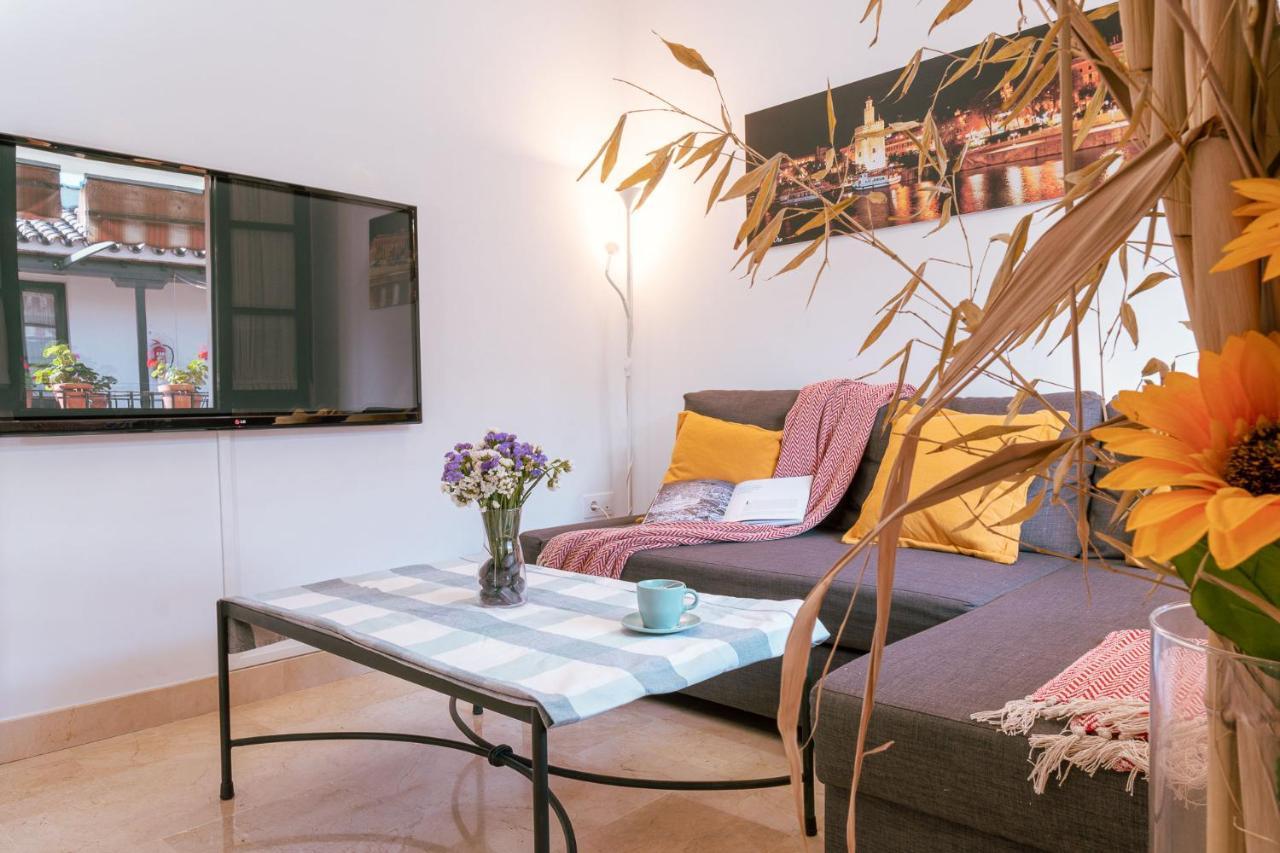 Apartamento Con Encanto En Patio Sevillano Sevilha Exterior foto